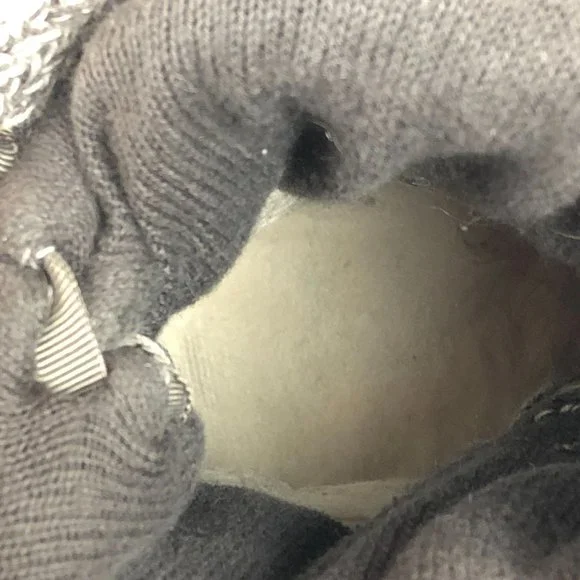 UGG Women's Size 9 Isla Grey Cable Knit Sweater Lace-Up Ankle Booties Boots - Picture 9 of 12